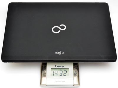 [Fujitsu] 13.3吋輕量 Fujitsu SH771 評測
