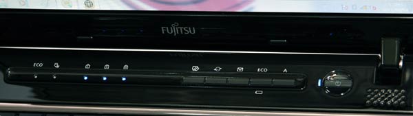 [Fujitsu] 1.3Kg 12吋 Fujitsu P771 評測