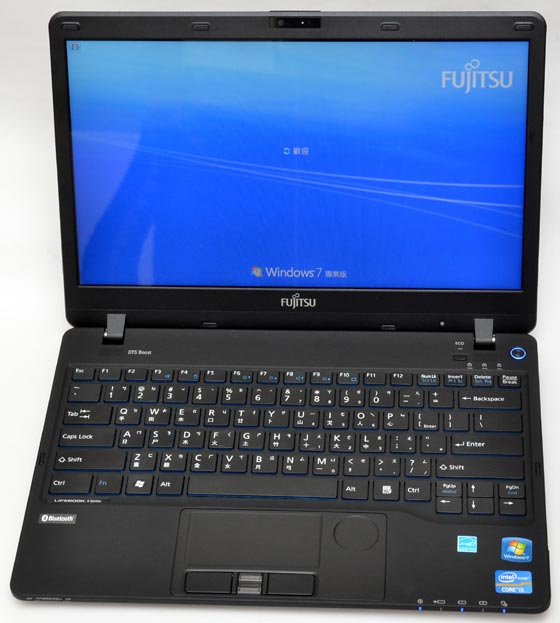 [Fujitsu] 13.3吋輕量 Fujitsu SH771 評測